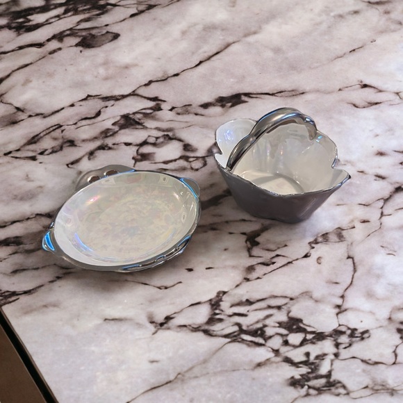 Adorable Vintage Porcelain Basket and Trinket Dish - Picture 11 of 14